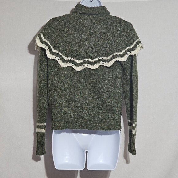 Vintage Duet Creations Hand Wash Green Knit Sweater With Lace Trim & Striped Sle - Picture 7 of 9